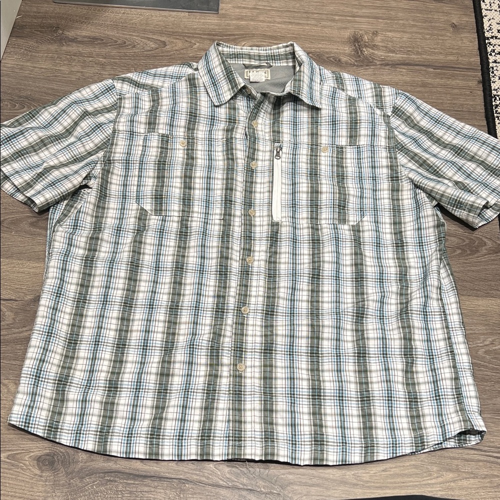 LL Bean Men's (L REG) Activewear Outdoor Fishing Hiking Button Down New